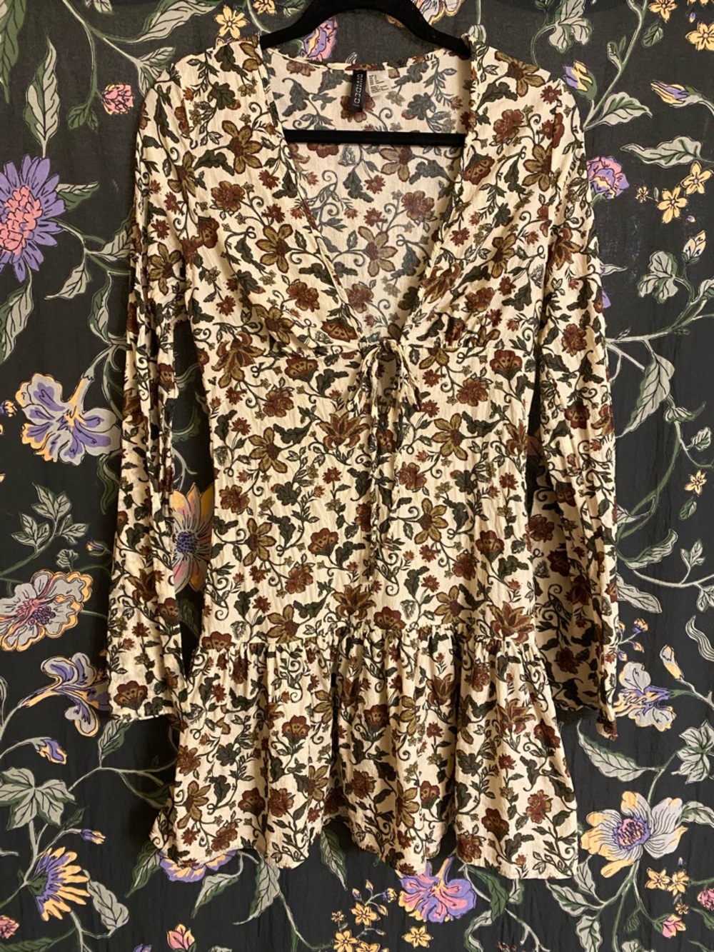 H&M - Floral Dress - Picture 3 of 9